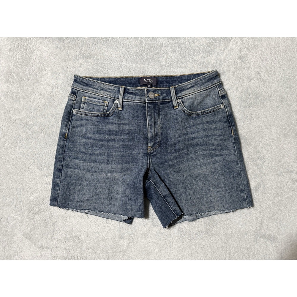 NYDJ Denim Shorts Womens 6 Petite Blue Stretch Medium Wash Fray 28